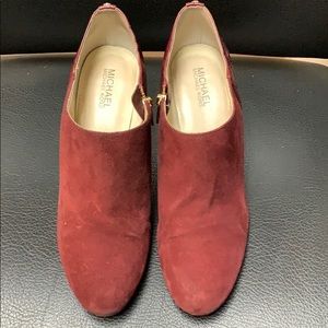 Michael MICHAEL Kors burgundy heels